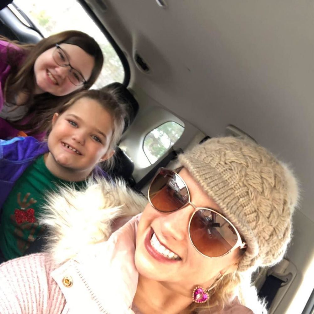 Meet your Posher, Traci